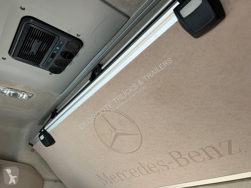 Traktor Mercedes 1845 BigSpace