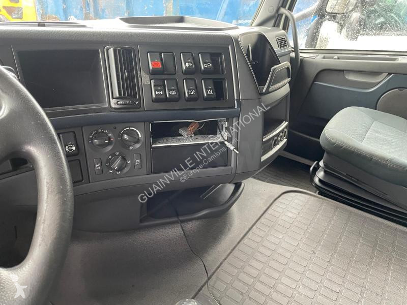 Tracteur Volvo 500