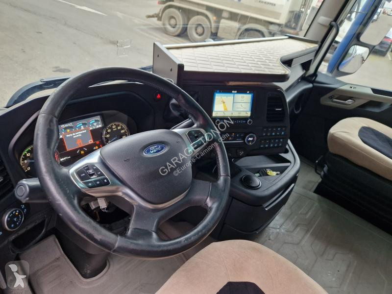 Tracteur Ford F-MAX 500