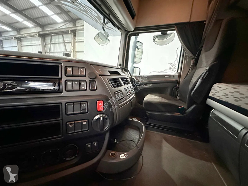 Traktor DAF SPACECAB / STANDAIRCO / ADR
