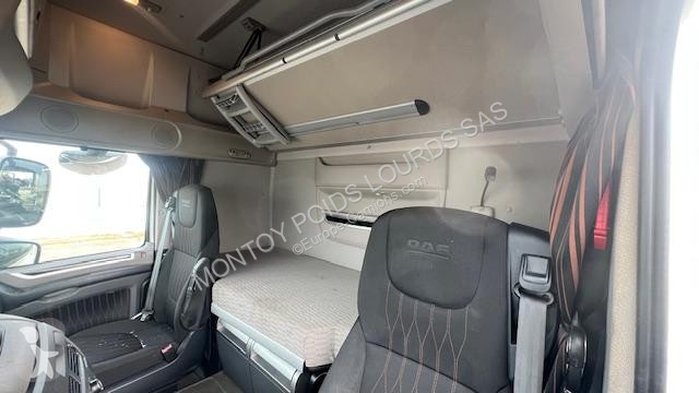 Tracteur DAF 530