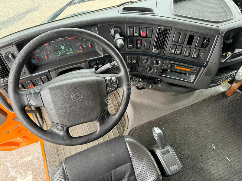 Traktor Volvo 500 8X2 - EURO 5 + LIFT/STEERING...