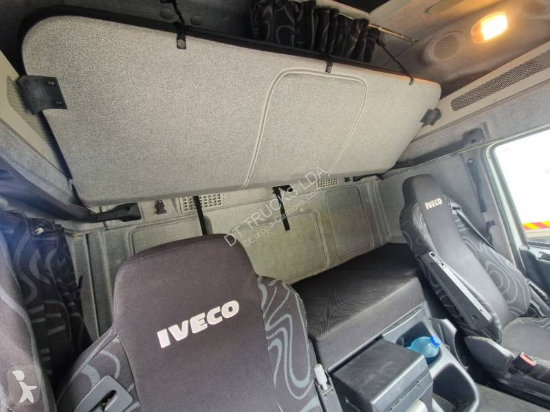 Traktor Iveco