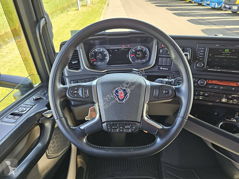 Trekker Scania S450 SKIRTS 2X TANK RETAR