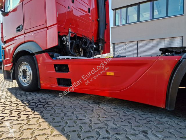 Tractor Mercedes 1845 / Retarder / Standklima /...