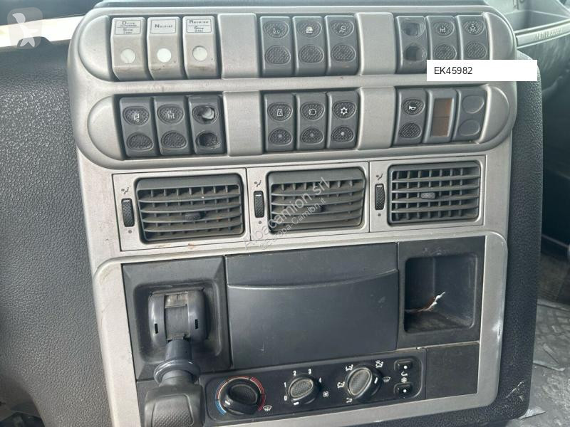 Tracteur Iveco 560