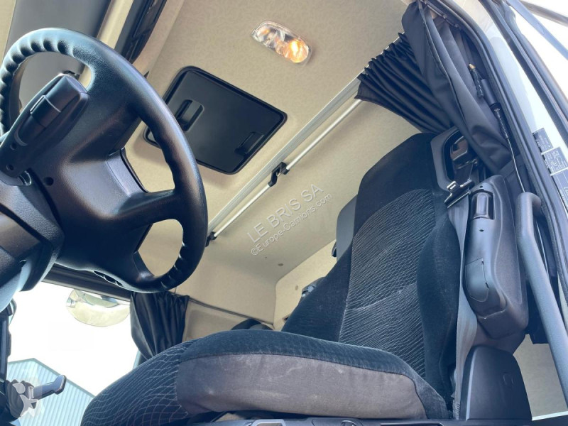 جرار Mercedes ACTROS 1848