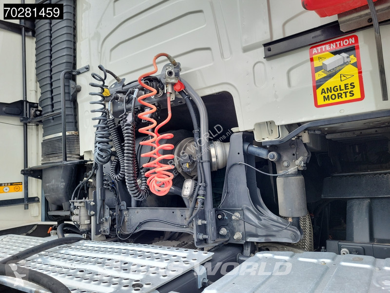 Trekker Volvo 500 898 4X2 VEB+ I-ParkCool...
