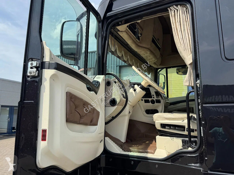 Tahač DAF 105460 Super Space Cab Showtruck *TOP*
