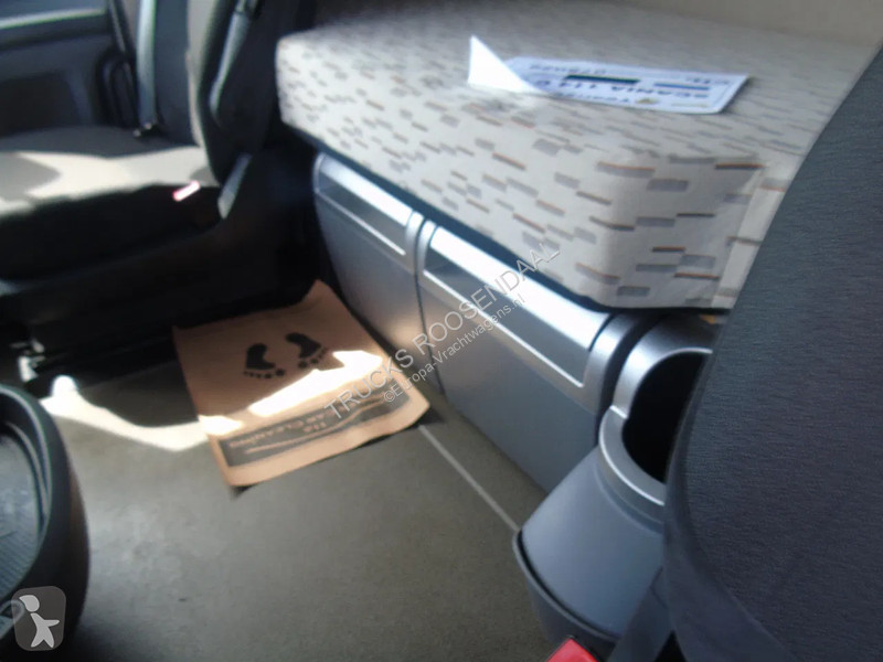 Tahač DAF + 302KM + PTO + MANUAL + EURO 6