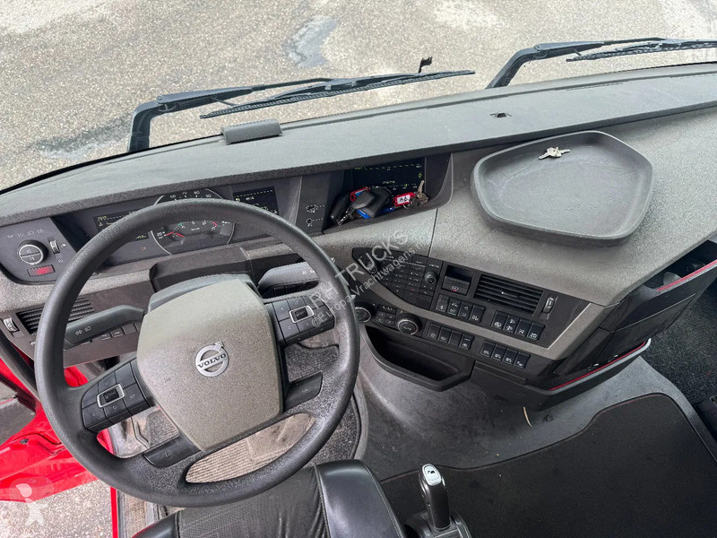 Traktor Volvo FH 460 6X2 EURO 6 ONLY 252.195 KM...