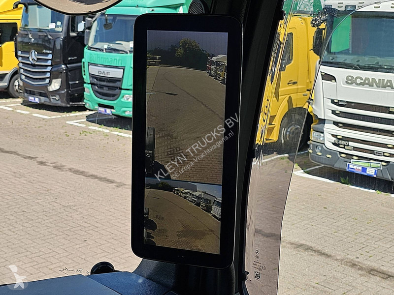 Tahač Mercedes ACTROS 1846 4X4 HAD PTO+HYDR.