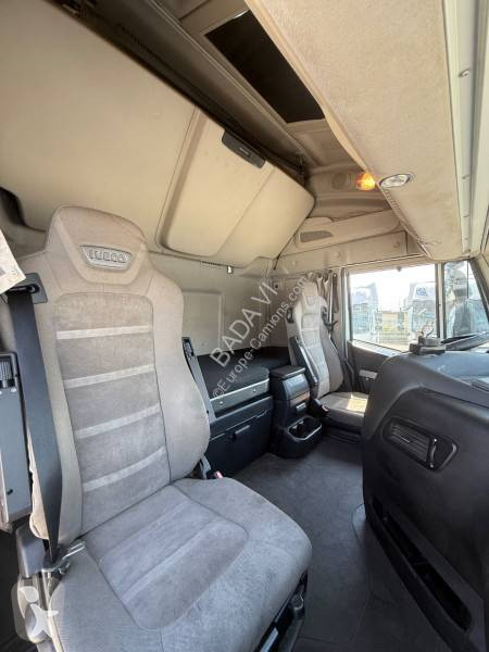 Traktor Iveco