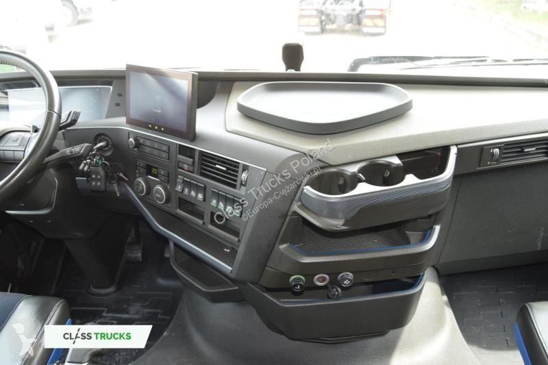 Traktor Volvo 500 Globetrotter XL