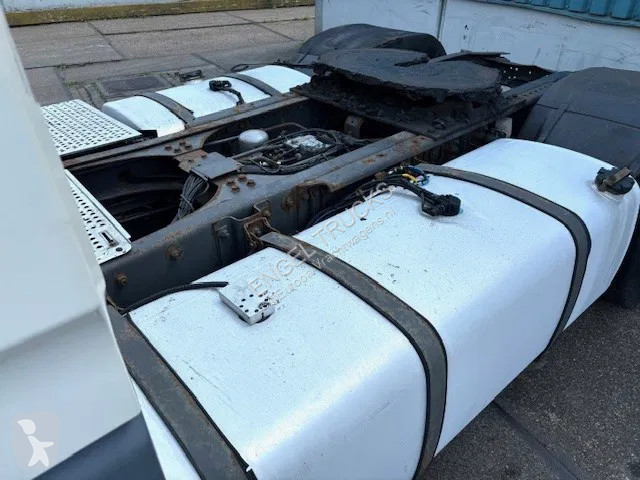 Tracteur DAF 105460 SPACECAB (ZF-MANUAL GEARBOX...