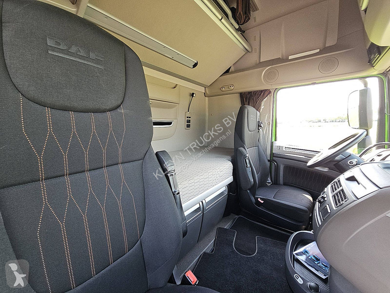 Tahač DAF 530 SSC INTARDER LED