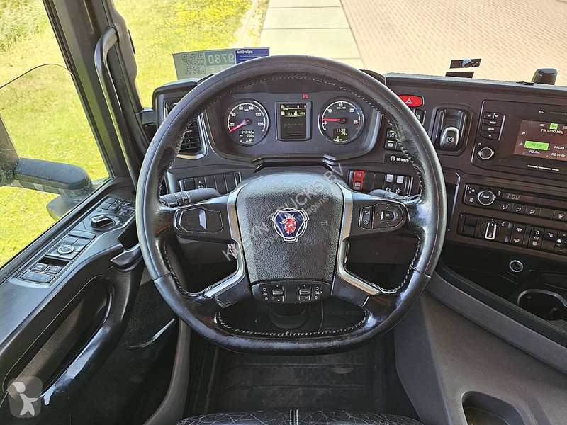 Tractor Scania 450