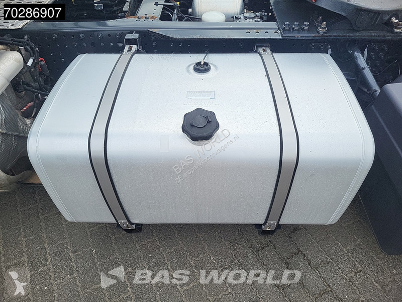 Tahač Iveco S-Way 480 4X2 Mega Retarder...
