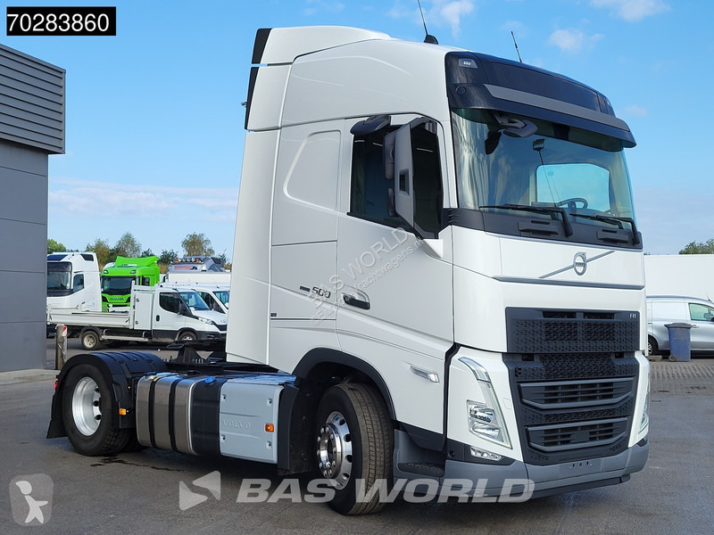 Traktor Volvo 500 4X2 2x Tanks VEB+ I-Park Cool...