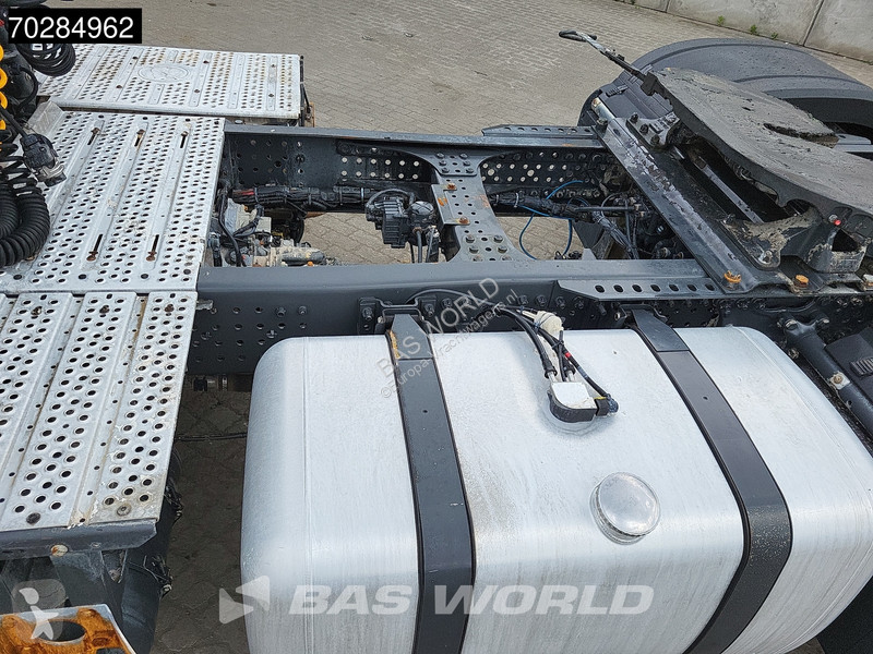 Traktor Mercedes 1845 4X2 ClassicSpace Retarder...