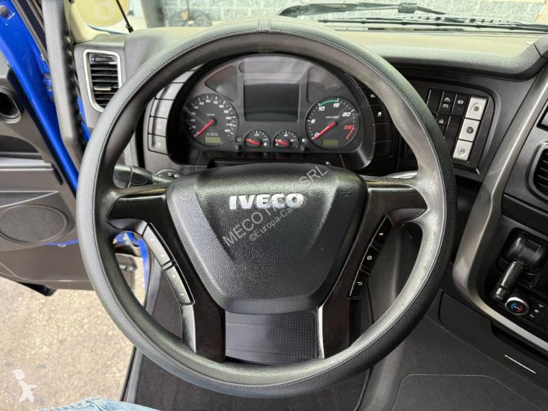 Traktor Iveco