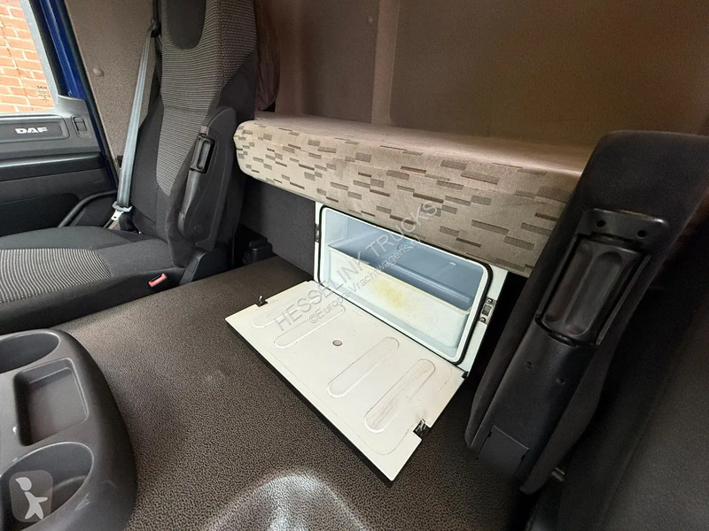 Trekker DAF 400 Space Cab side ACC 4x2...