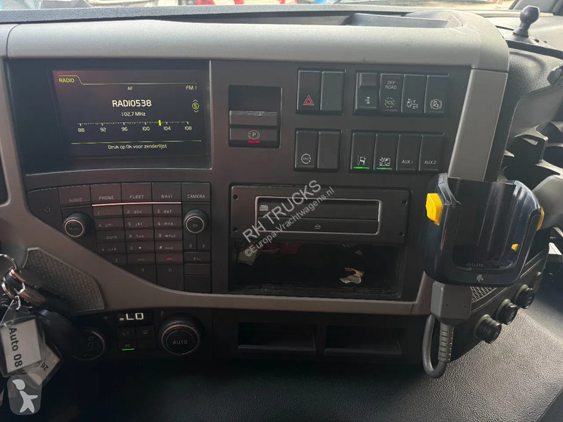 Trekker Volvo FM 330 4X2 EURO 6 TÜV TILL 02-2026