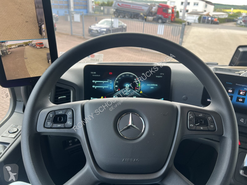 Tahač Mercedes Actros 3363 LS 6x4 Actros 3363...