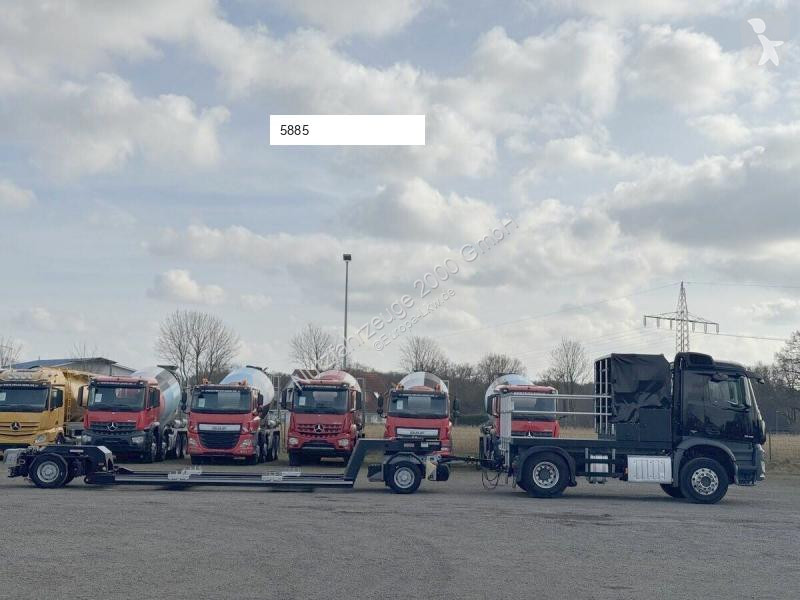 Traktor Mercedes