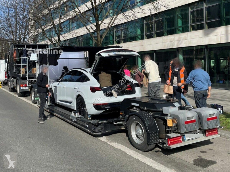 Tractor Mercedes 2143 Spezialgespann für TV...