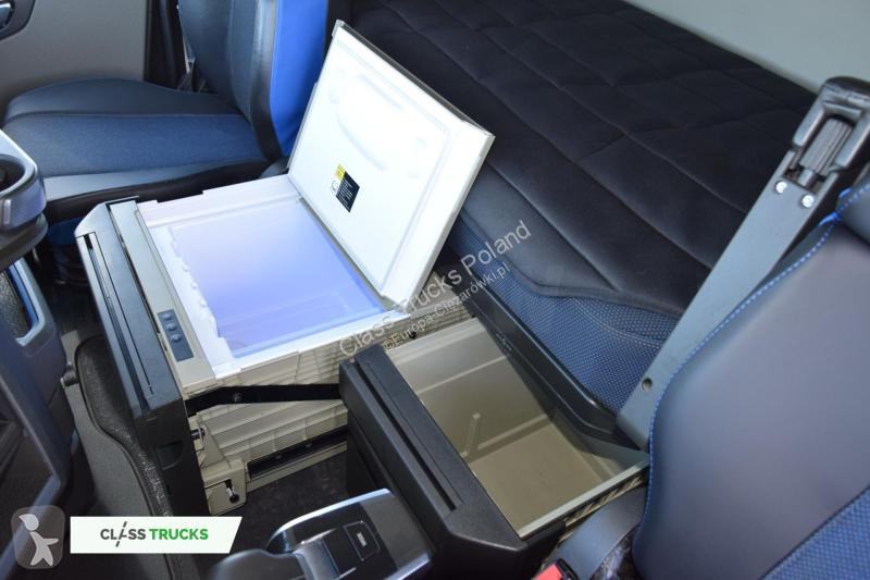 Tahač Volvo 500 Globetrotter XL Varios