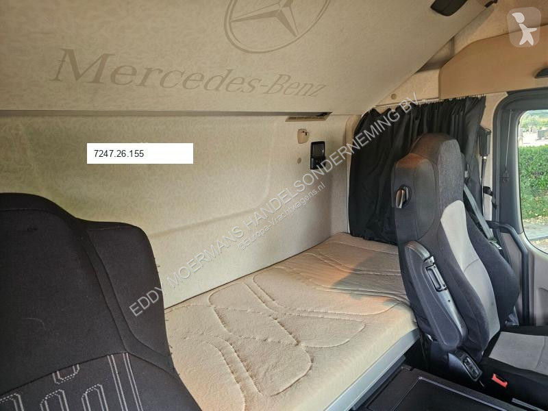 Traktor Mercedes 1842