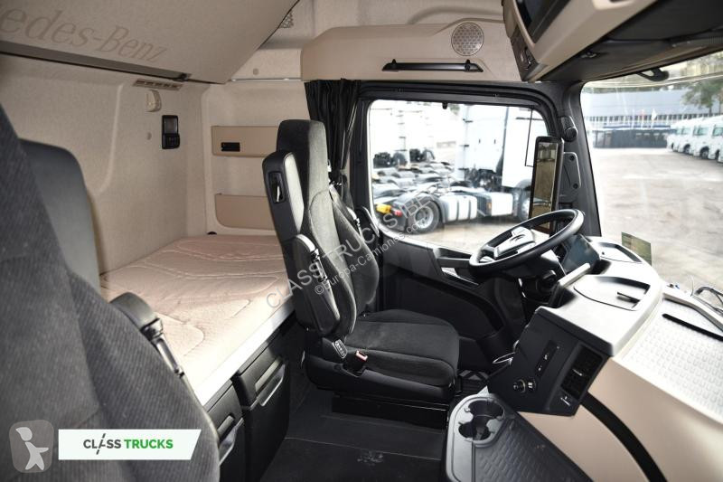 Traktor Mercedes 5 1845 BigSpace