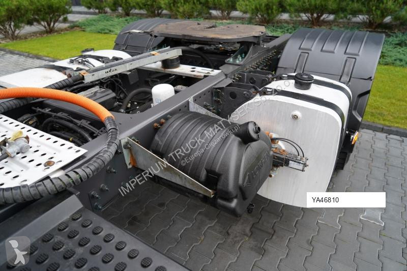 Tahač Volvo FMX 430 / HYDRAULIKA / NISKA KABINA...
