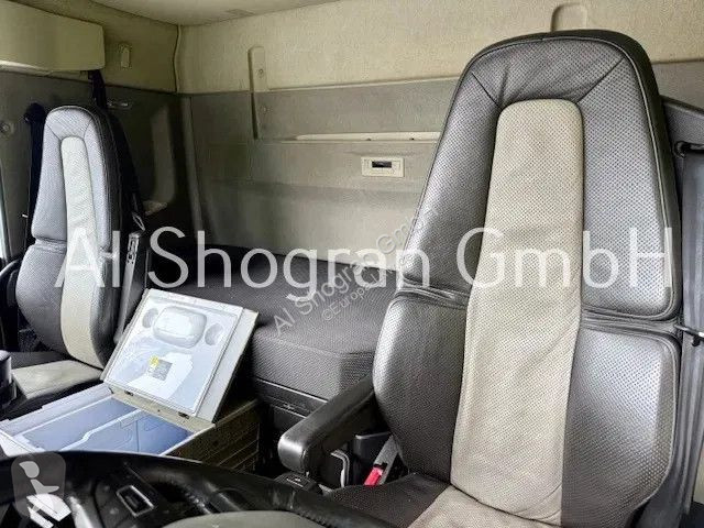 Tahač Volvo 500 Globetrotter XL / 2 x Tank /...