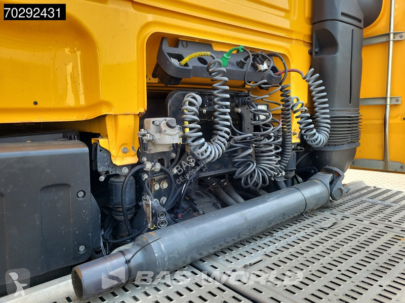 Tahač DAF 530 4X2 BROKEN ENGINE! NL-Truck...