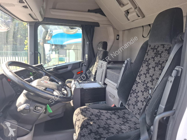 Tracteur Scania SCANIA