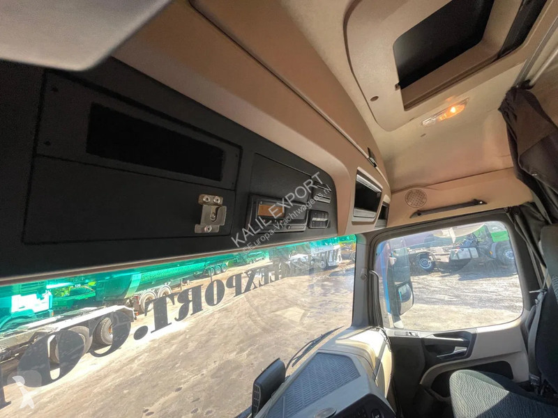 Tractor Mercedes 2651 Tractor 6x4 Retarder Big...
