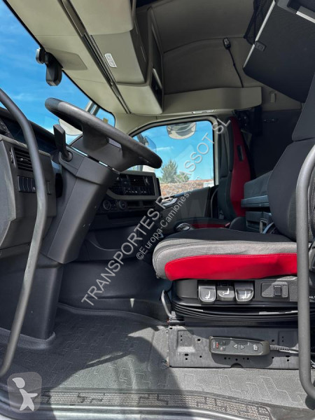 Traktor Volvo 500