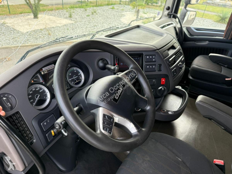 Tracteur DAF 480