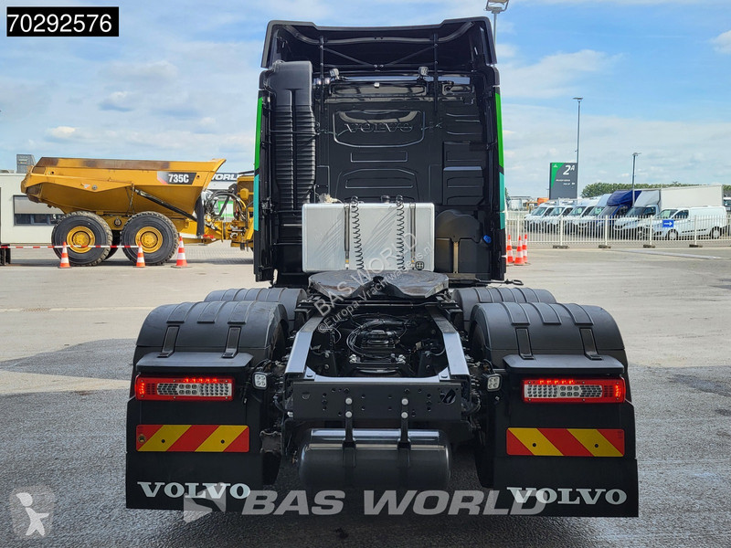 Tahač Volvo 650 6X4 Retarder Full-Air Liftachse...