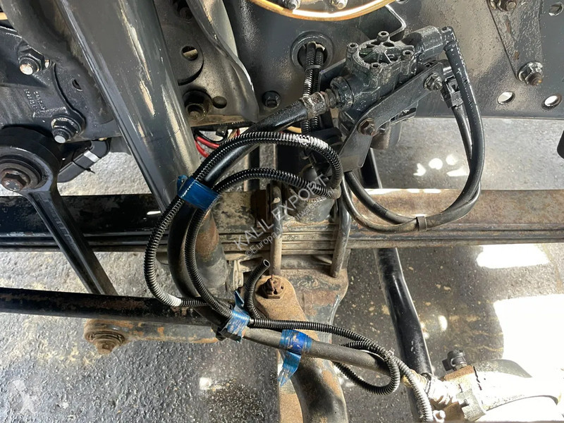 Traktor Mercedes 1840 V6 Manuel Gearbox Airco...