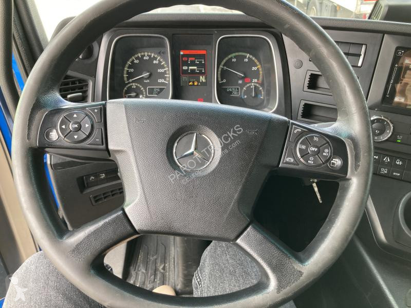 Traktor Mercedes 1846