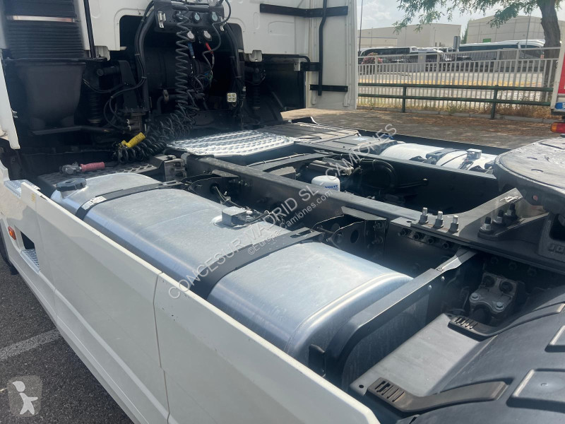 Traktor Volvo  460 Globetrotter