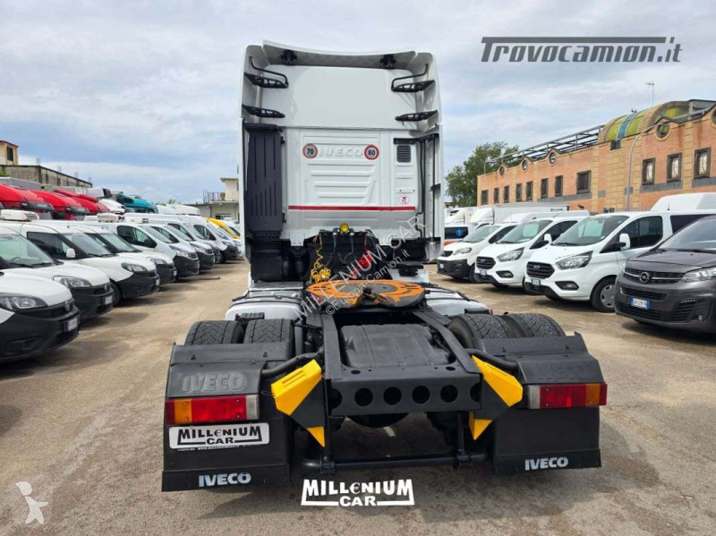 Tracteur Iveco 460 EURO 6 KM 670MILA