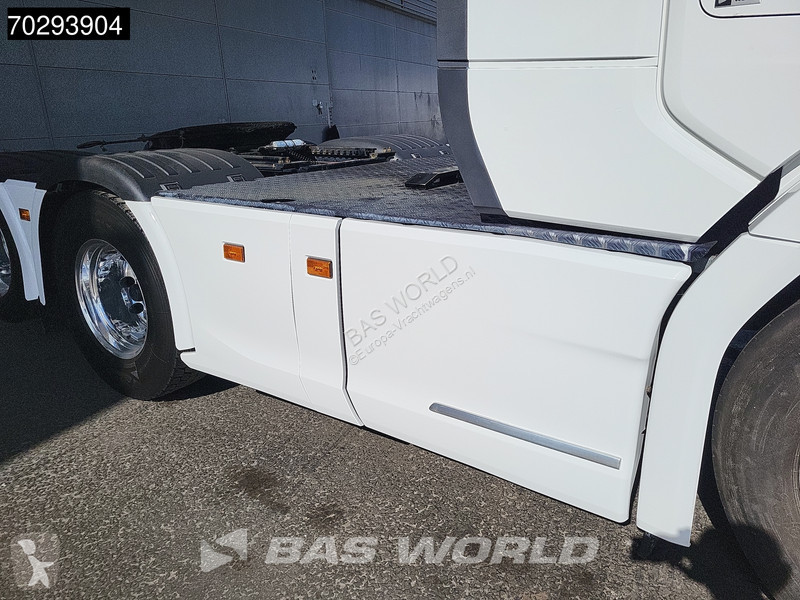 Trekker Scania R580 R 6X2 Retarder Full-Air...
