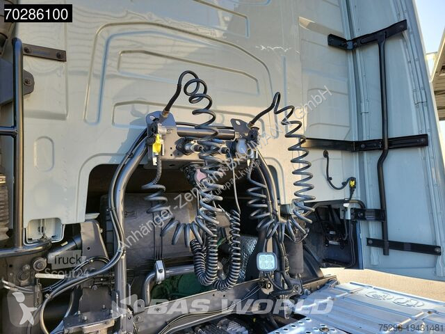 Tahač Volvo FH 460 FH 4X2 VEB+ LED 2xTanks ACC...