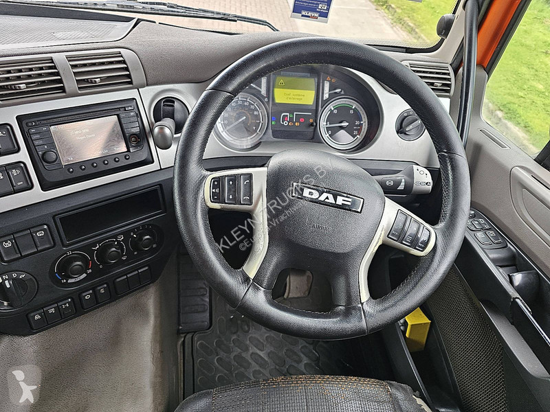 Traktor DAF 460 SPACECAB 6X2 RHD