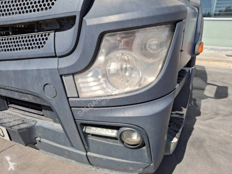 Traktor Mercedes