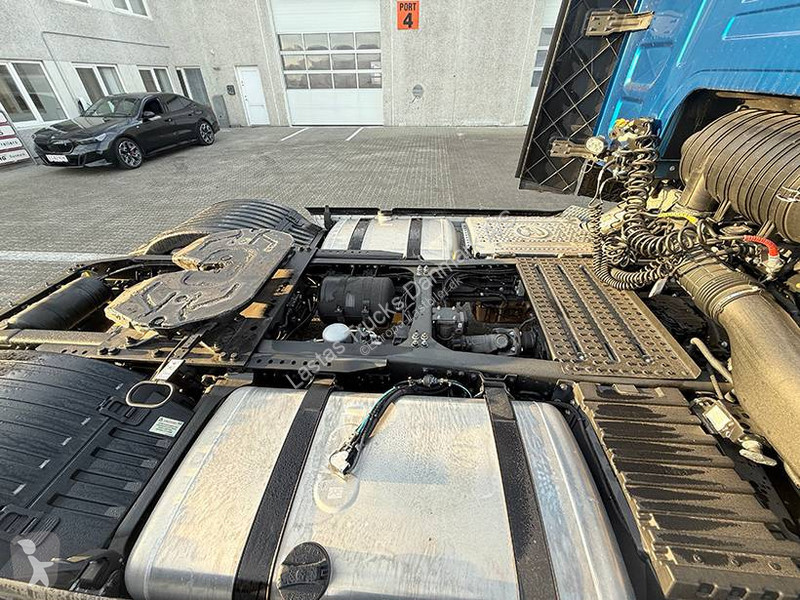 Traktor Ford F-Max 4x2 PS500